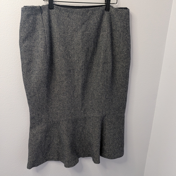 Lauren Ralph Lauren Wool Blend Lined Pencil Skirt Size 14 Gray Tweed - Picture 2 of 5